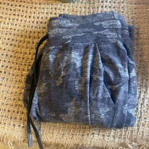 Lululemon Rulu joggers